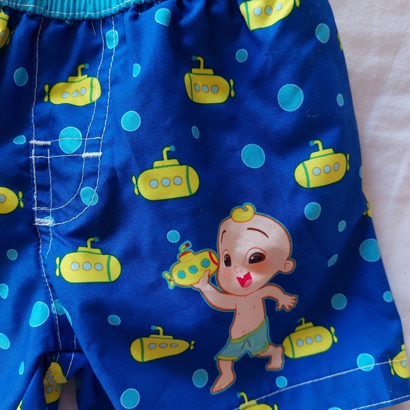 CoComelon Rashguard and Swim Trunk Set - Picture 9 of 16